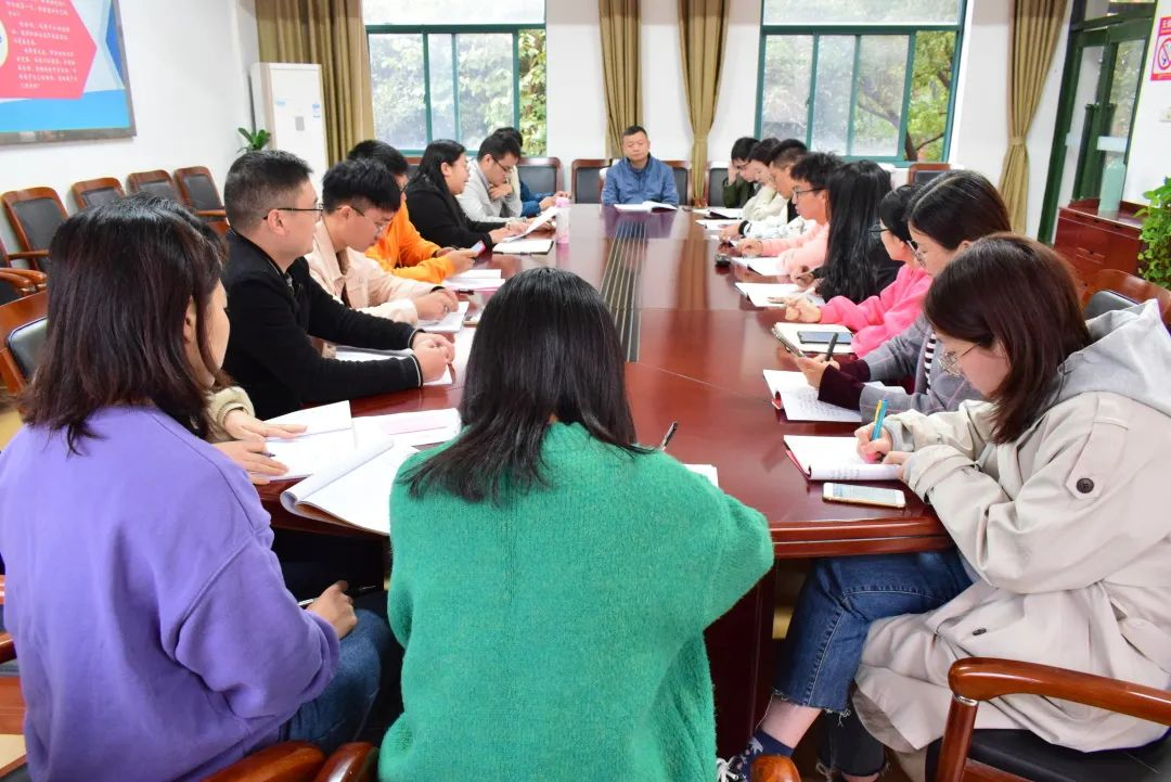 赓续红色根脉 担当育人使命｜绍外党支部召开十月主题党日活动