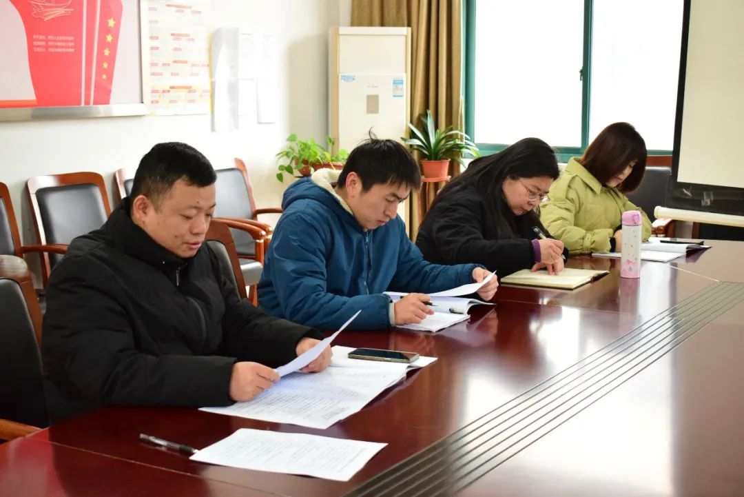 直面问题 凝智聚力｜我校领导班子召开党史学习教育专题民主生活会