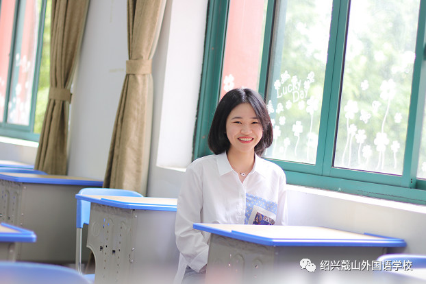 从绍外“飘”到国外，这两个姑娘了不起！
