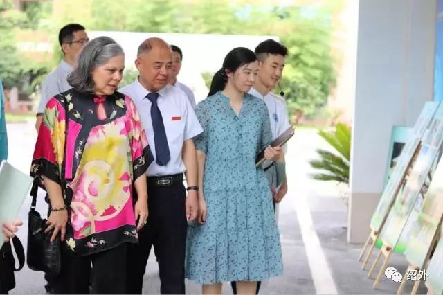 绍外交流季 | 美国洛杉矶国际研究学习中心咪娜校长一行回访考察